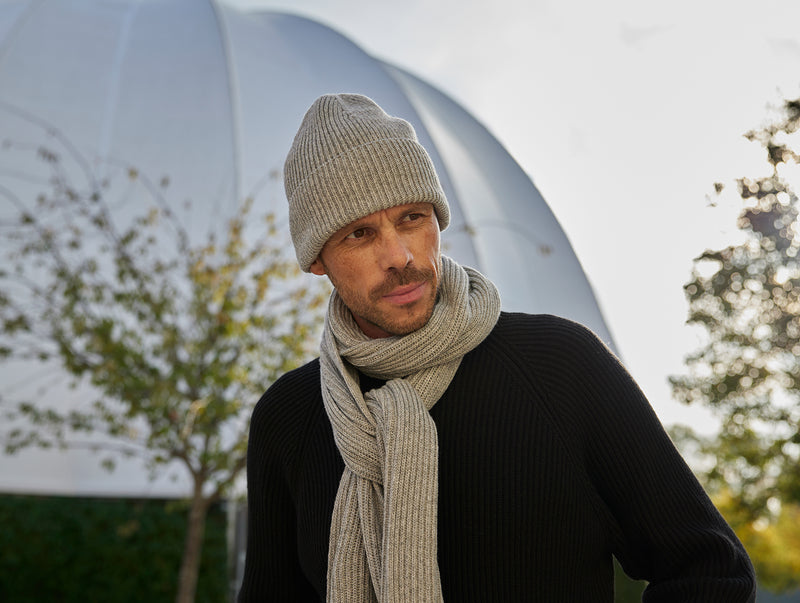 Pétrone bonnet homme porté gris clair chiné