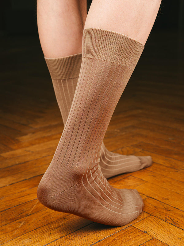 Pétrone chaussettes côtelées mi-mollet en fil d'Ecosse italien taupe hommes