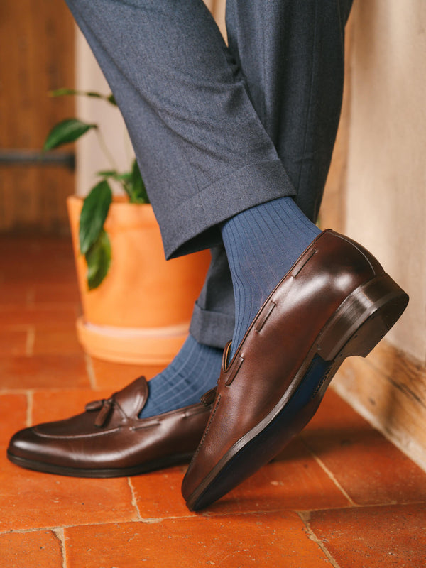 Pétrone chaussettes côtelées mi-mollet en fil d'Ecosse italien bleu céruléen hommes