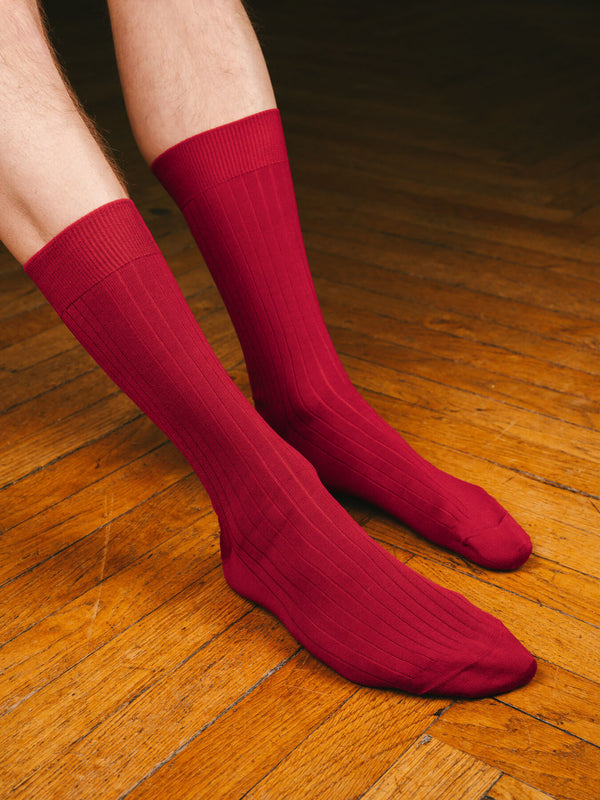 Pétrone chaussettes côtelées mi-mollet en fil d'Ecosse italien rouge hommes