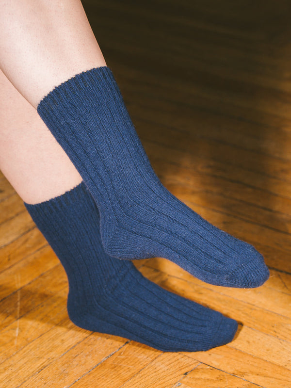 Pétrone chaussettes chaudes côtelées laine mérinos bleu marine femme