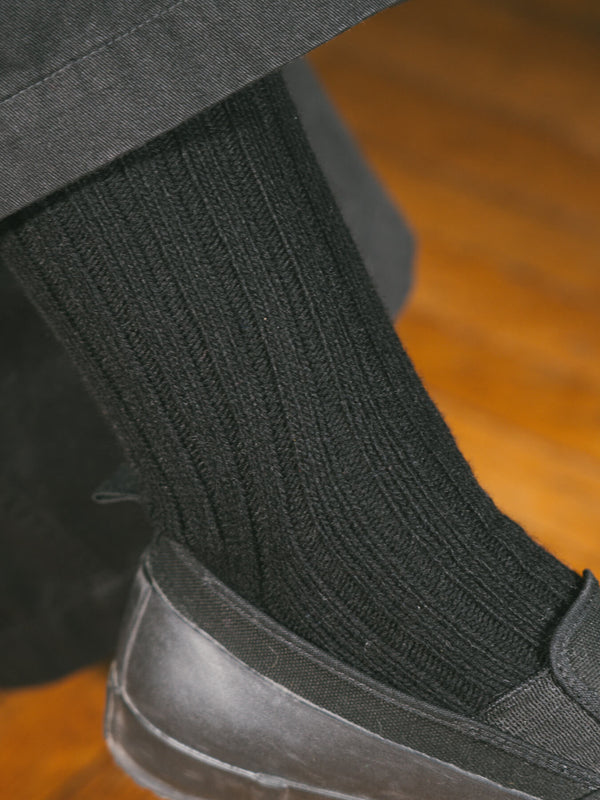 Pétrone chaussettes chaudes côtelées laine mérinos noir femme