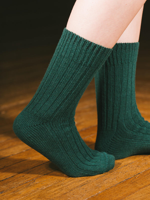 Pétrone chaussettes chaudes côtelées laine mérinos vert femme