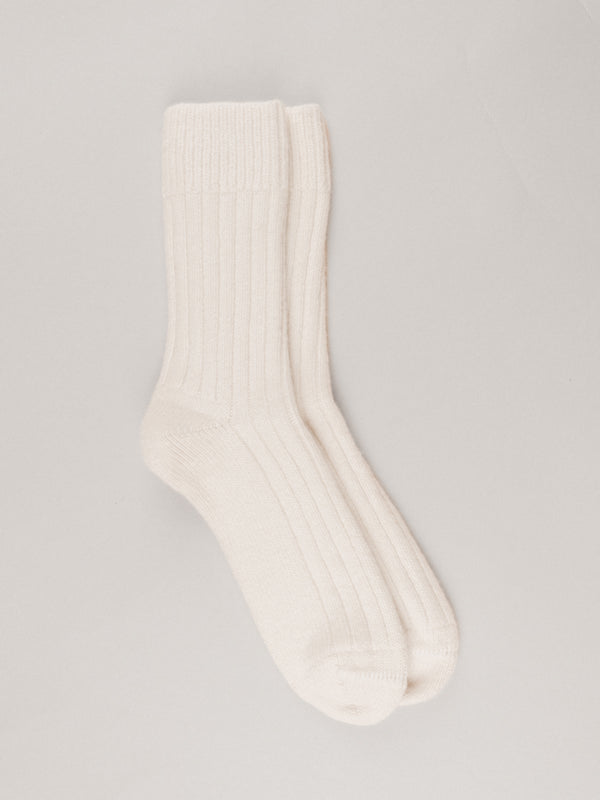 Pétrone chaussettes chaudes côtelées laine mérinos blanc crème femme