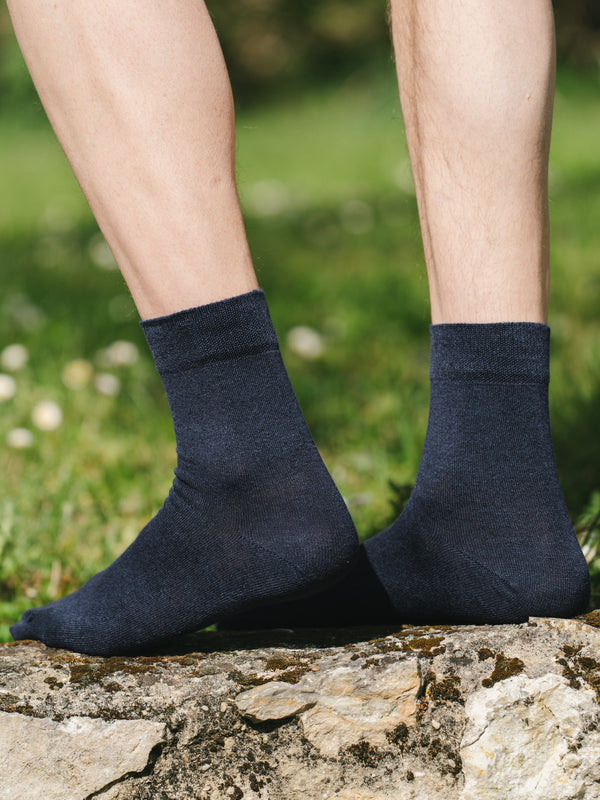 Pétrone chaussettes lin coton bleu marine homme