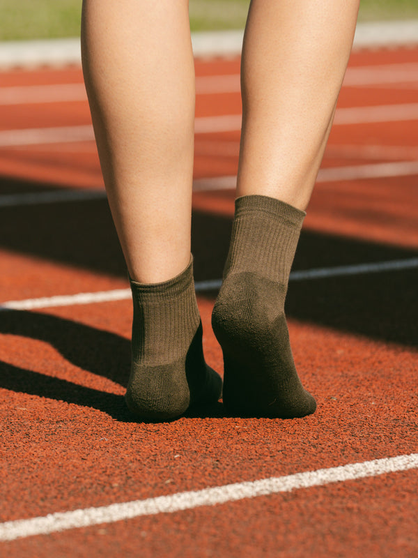 Pétrone chaussettes de tennis coton bio ecocoll vert kaki femme