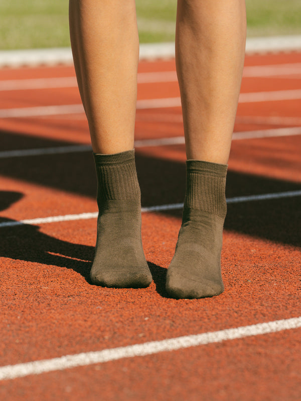 Pétrone chaussettes de tennis coton bio ecocoll vert kaki femme
