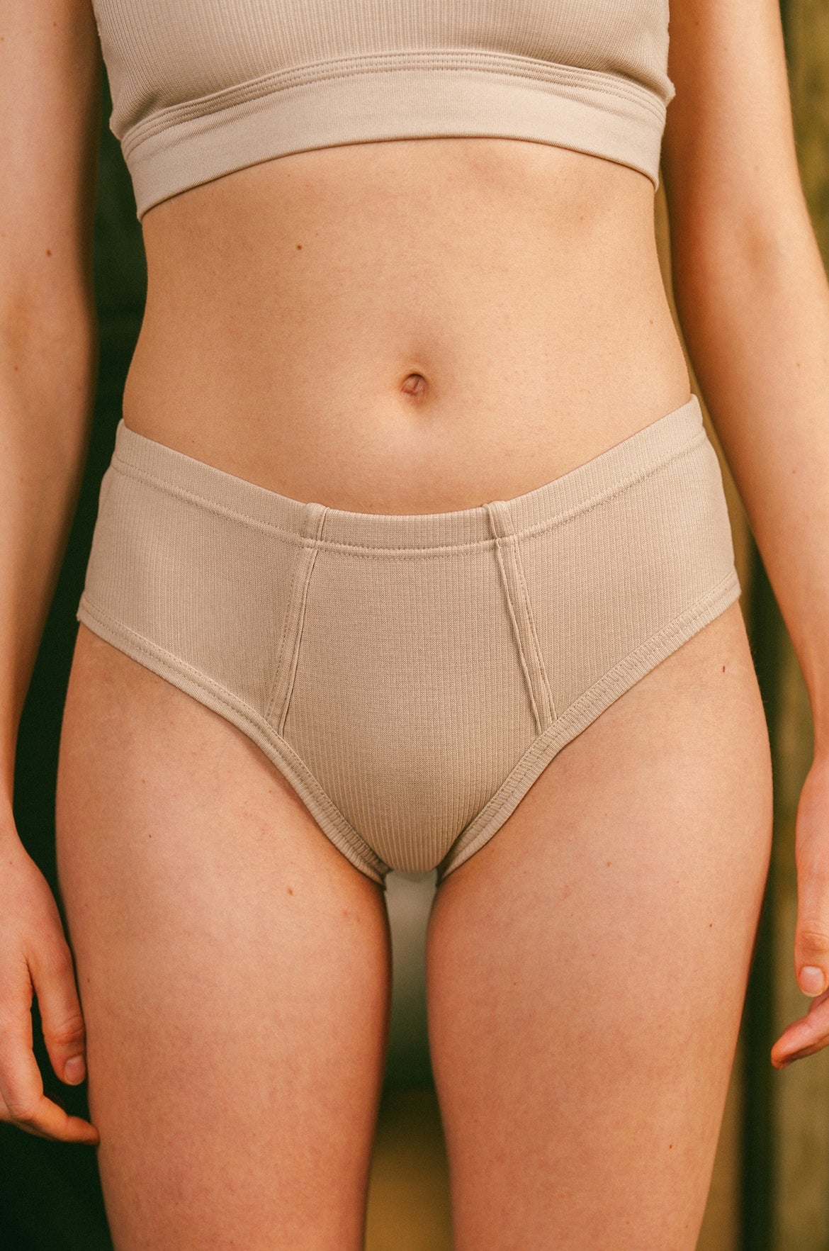 Pétrone culotte côtelée midi femme confortable coton biologique tencel lyocell beige