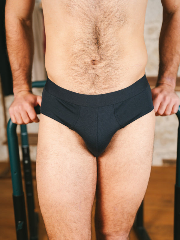 Pétrone slip sport tencel bleu marine homme