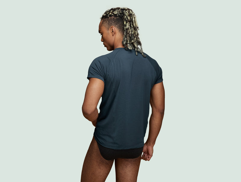 Pétrone T-shirt sport tencel bleu pétrole homme dos
