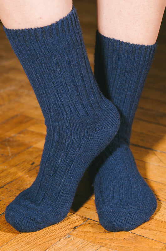 Pétrone chaussettes chaudes côtelées laine mérinos bleu marine femme vignette